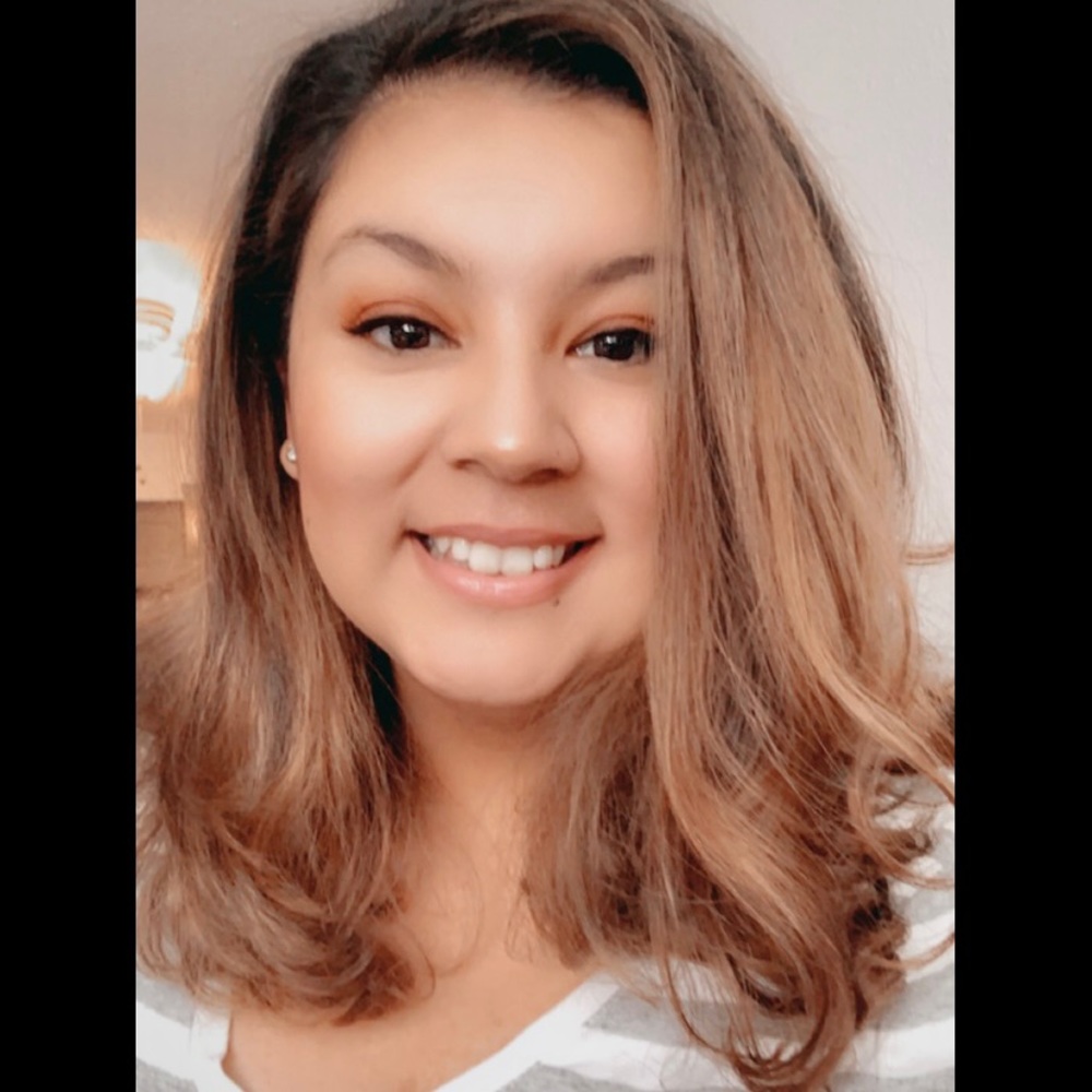 Meet your Posher, Crystal
